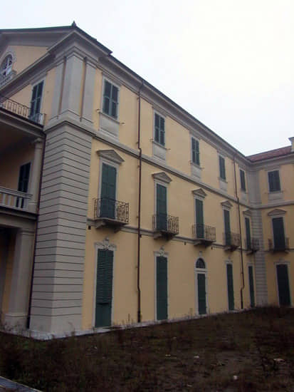 Stabilimento Antiche Terme Acqui Terme AL – restauro serramenti in legno