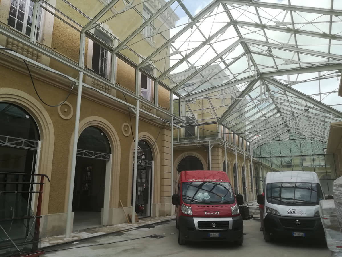 Ex Mercato Corso Sardegna Genova GE – restauro serramenti in legno