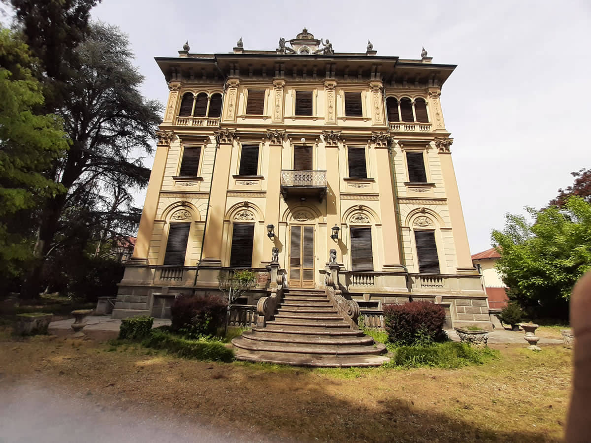 Villa Rey Santena CN Lavori in corso – lavori in corso – restauro serramenti in legno