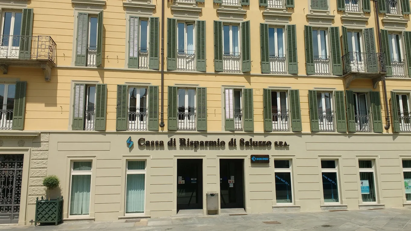 Cassa di Risparmio Saluzzo – restauro serramenti storici